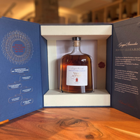 Grappa Stravecchia Anniversario- Villa de Varda - MeineWeine.ch
